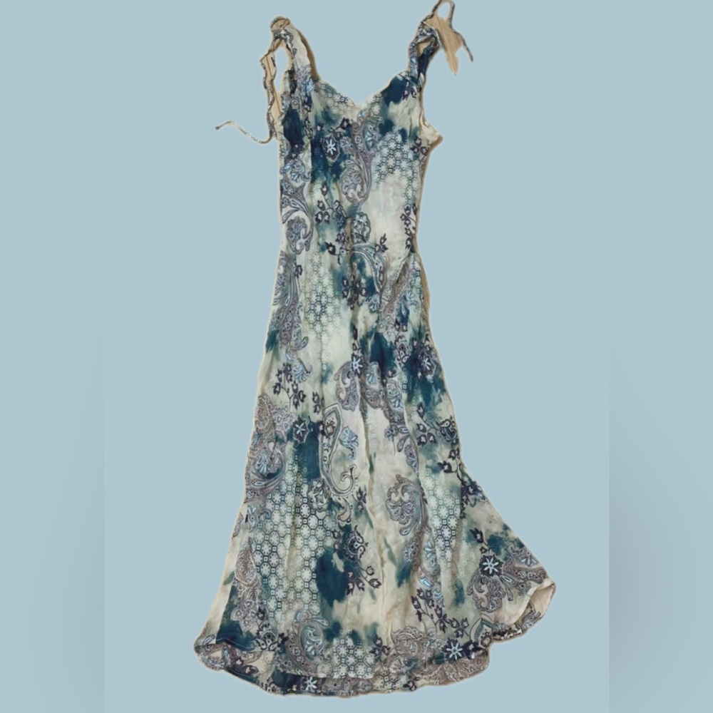 Elegant Paisley Maxi Dress